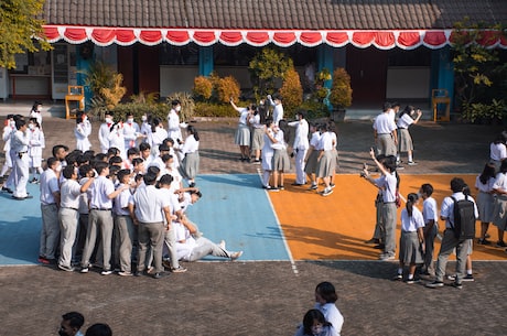 一村一名大学生(一村一名大学生：农村家庭教育的微妙之处)