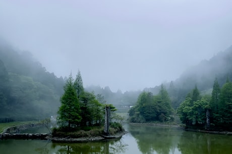 re:从零开始的异世界生活(re:从零开始的异世界生活，小心袭来的恶灵追踪)