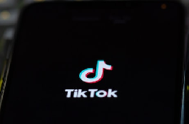 国外直播平台tiktok(现在的tiktok已经完全变成了全球最热门的直播平台)